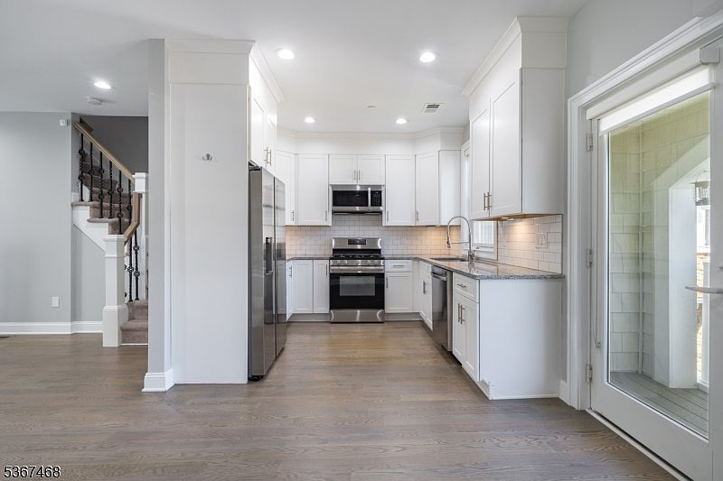 16 Riverbend Ct New Providence, NJ 07974, New Providence, NJ, 7974 - Thumbnail 3