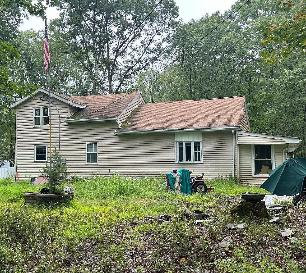 3206 Tulip Ln East Stroudsburg, PA 18302 - Thumbnail 3