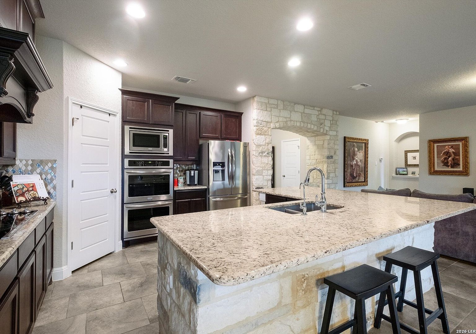 253 Bee Caves Cv Cibolo, TX 78108 - Thumbnail 3