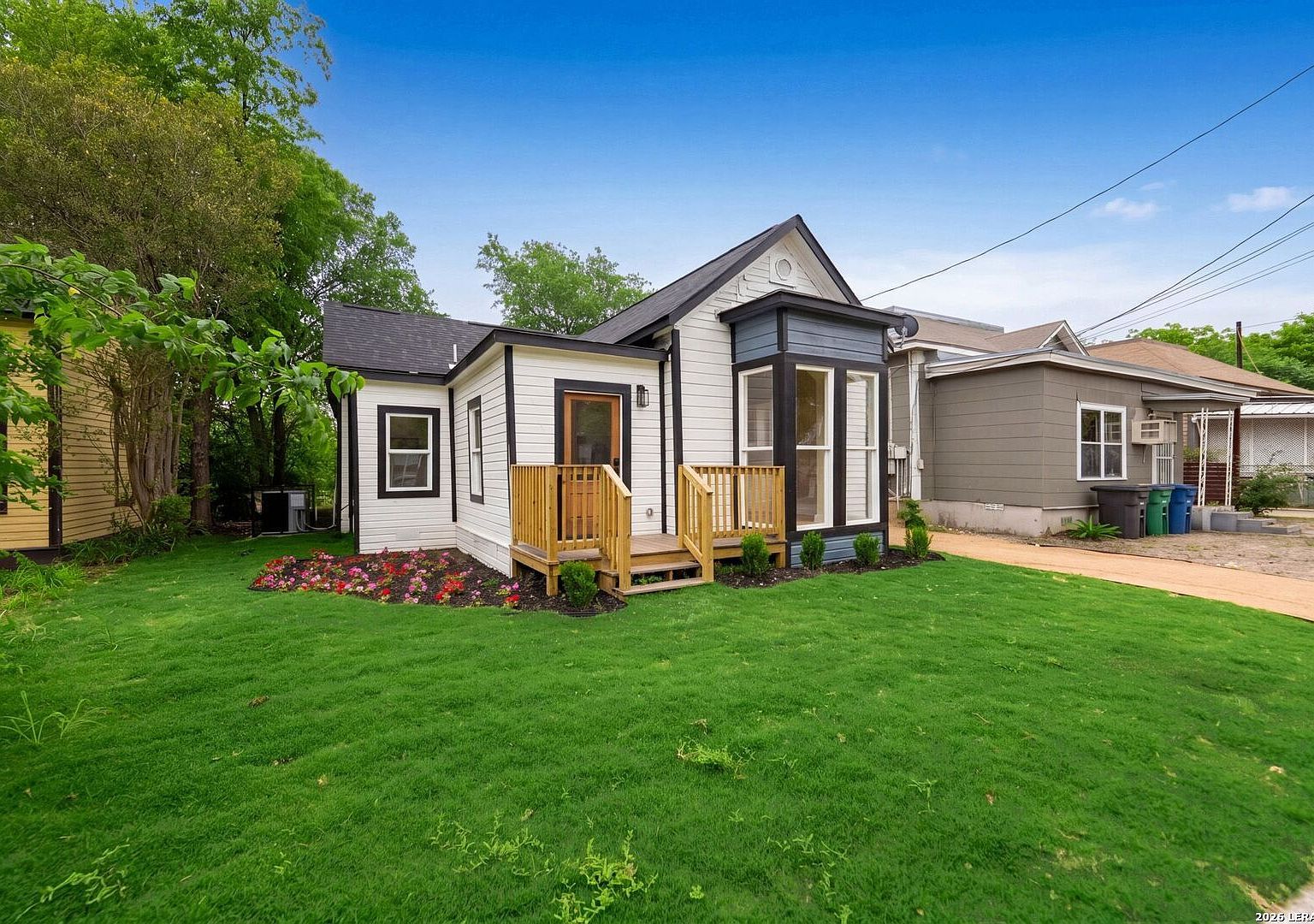 1122 N Pine St San Antonio, TX 78202 - Thumbnail 3