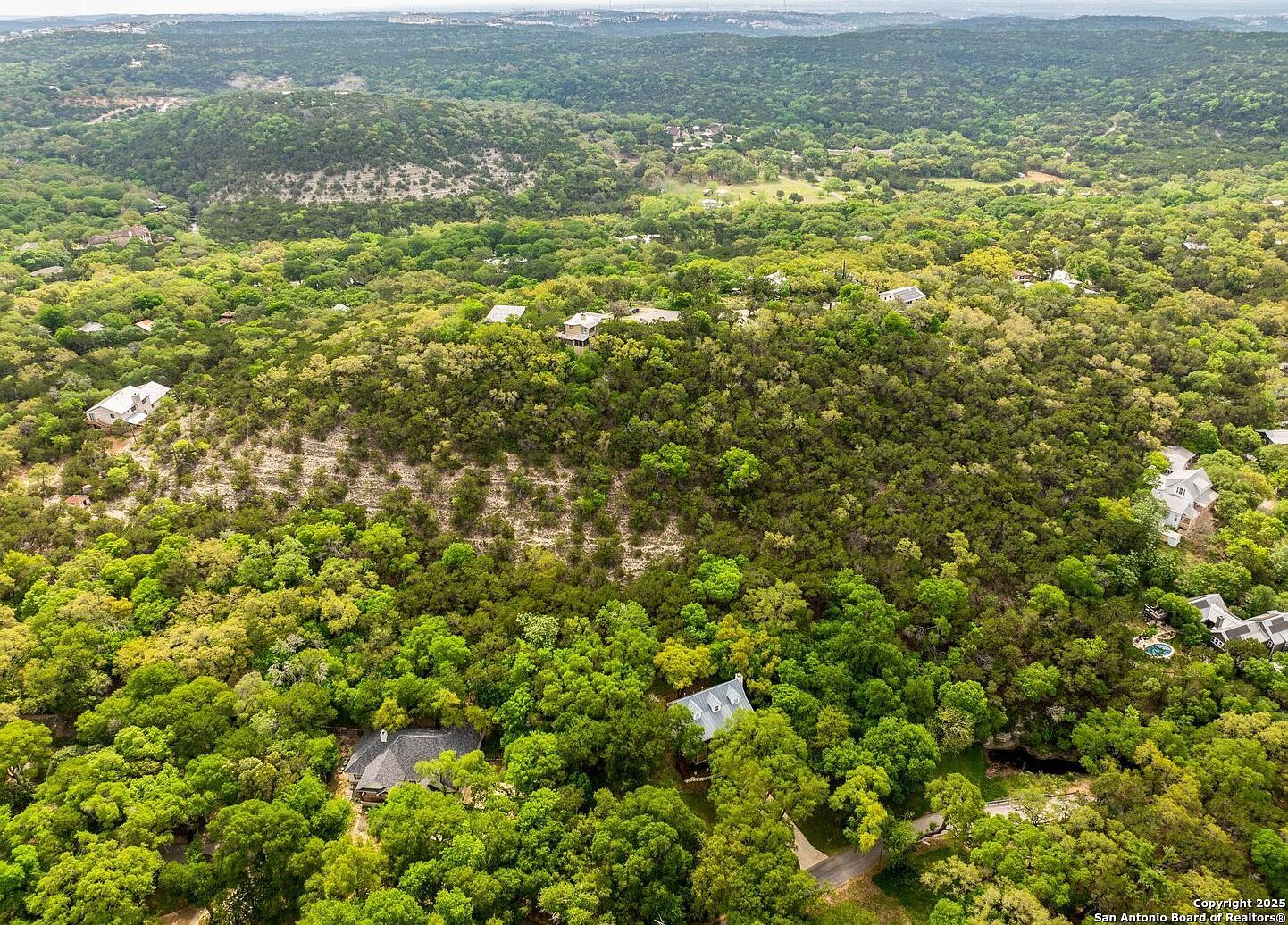 19019 Lookout Mountain Trl Grey Forest, TX 78023 - Thumbnail 3