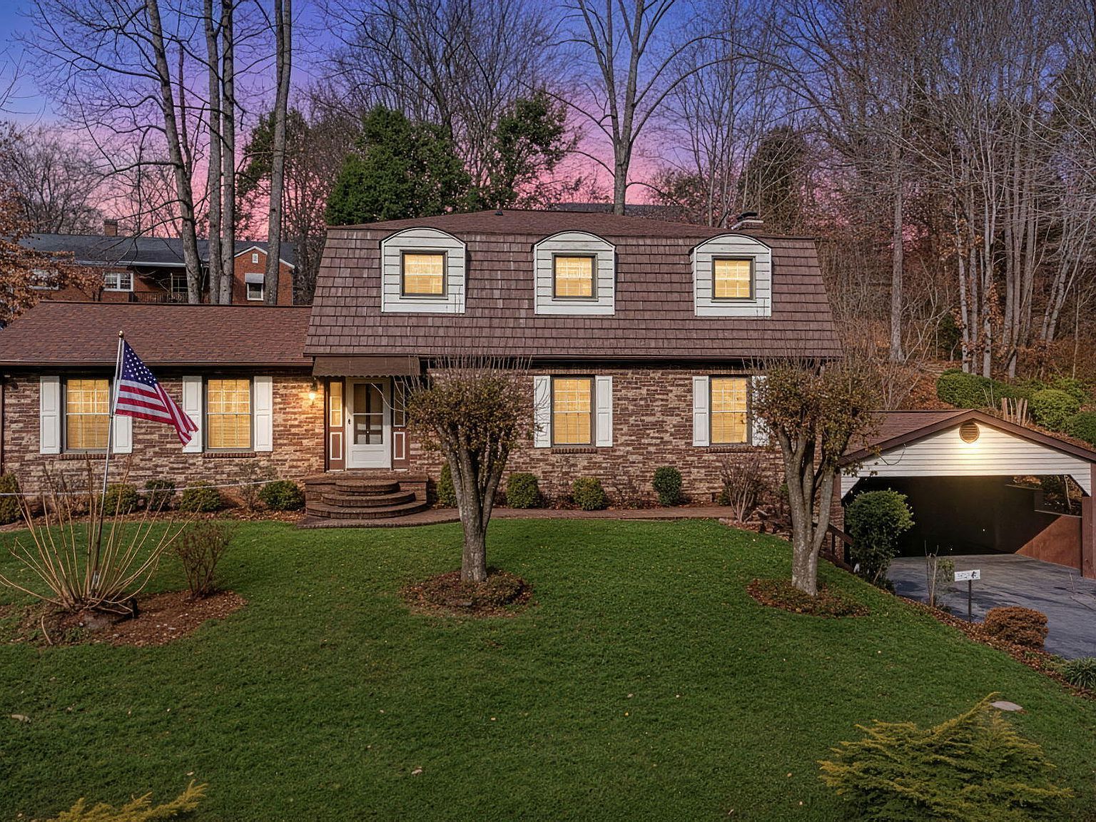 557 Valley Ave Erwin, TN 37650 - Thumbnail 3