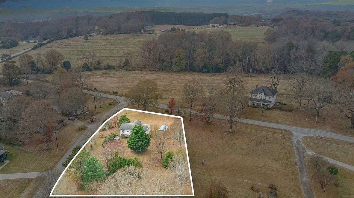 231 Roanoke Rd Liberty, SC 29657 - Thumbnail 3