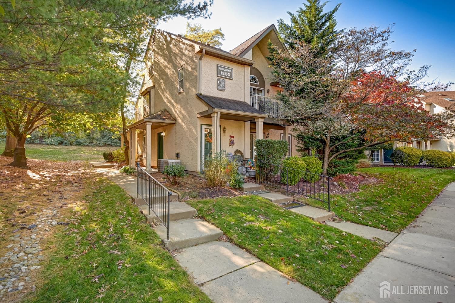 1301 Commons Dr East Brunswick, NJ 08816 - Thumbnail 3