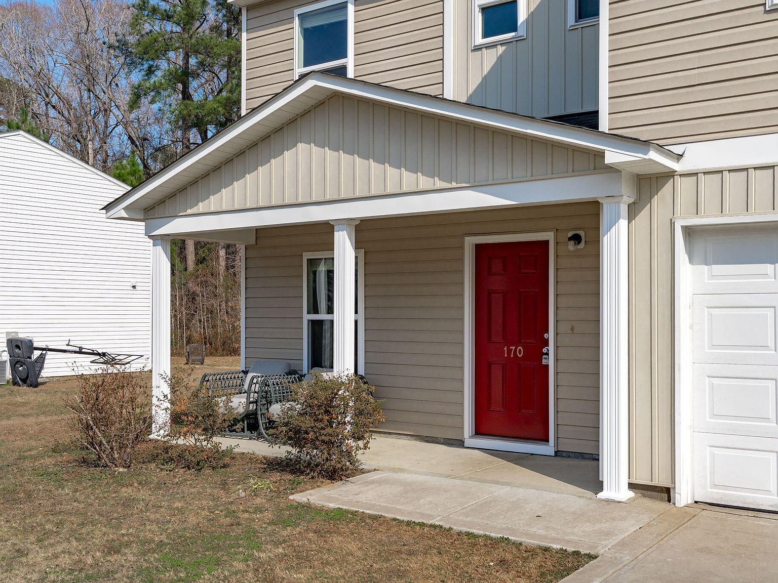 170 Fawnbrook Dr Four Oaks, NC 27524 - Thumbnail 3