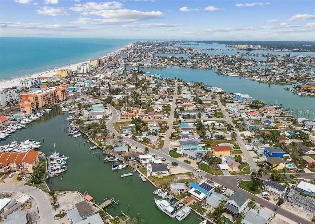 1140 Boca Ciega Isle Dr Saint Pete Beach, FL 33706 - Thumbnail 3