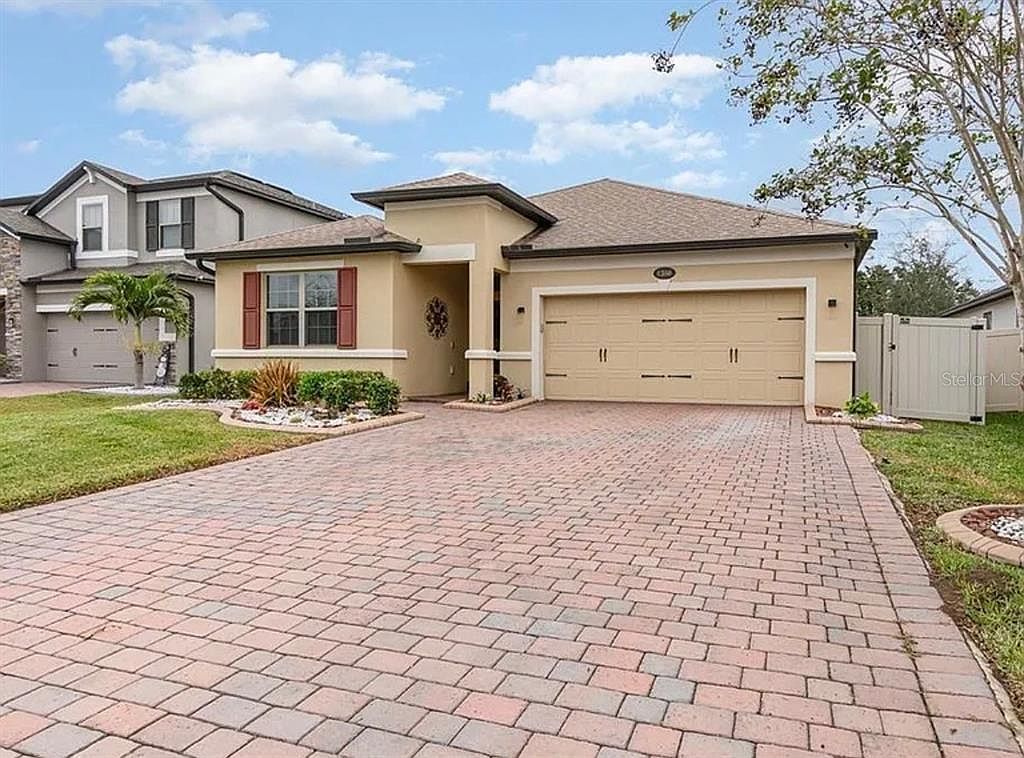 1380 Clear Brook Pl Saint Cloud, FL 34772 - Thumbnail 3