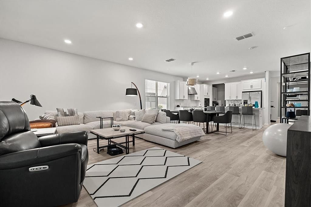 3866 Rose Mallow Dr Kissimmee, FL 34746 - Thumbnail 3