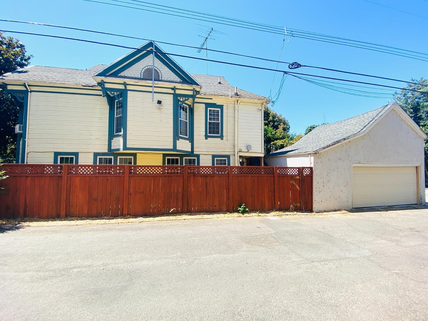 2016 9th St Sacramento, CA 95818 - Thumbnail 3