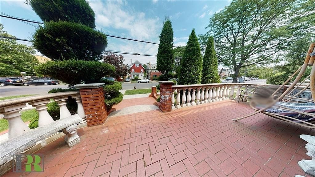 2112 Avenue L Brooklyn, NY 11210 - Thumbnail 3