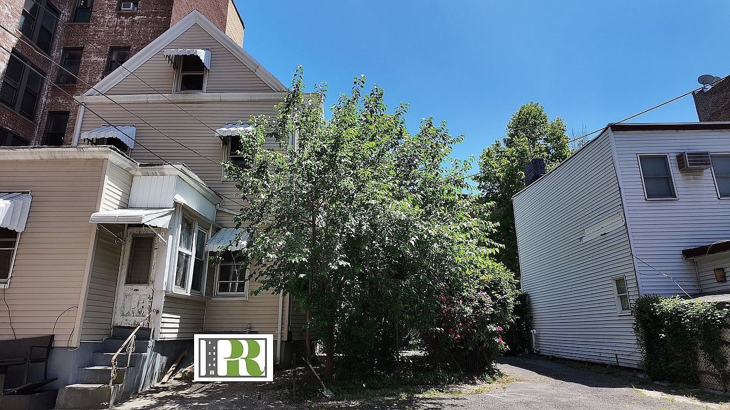 299 Webster Ave Brooklyn, NY 11230 - Thumbnail 3
