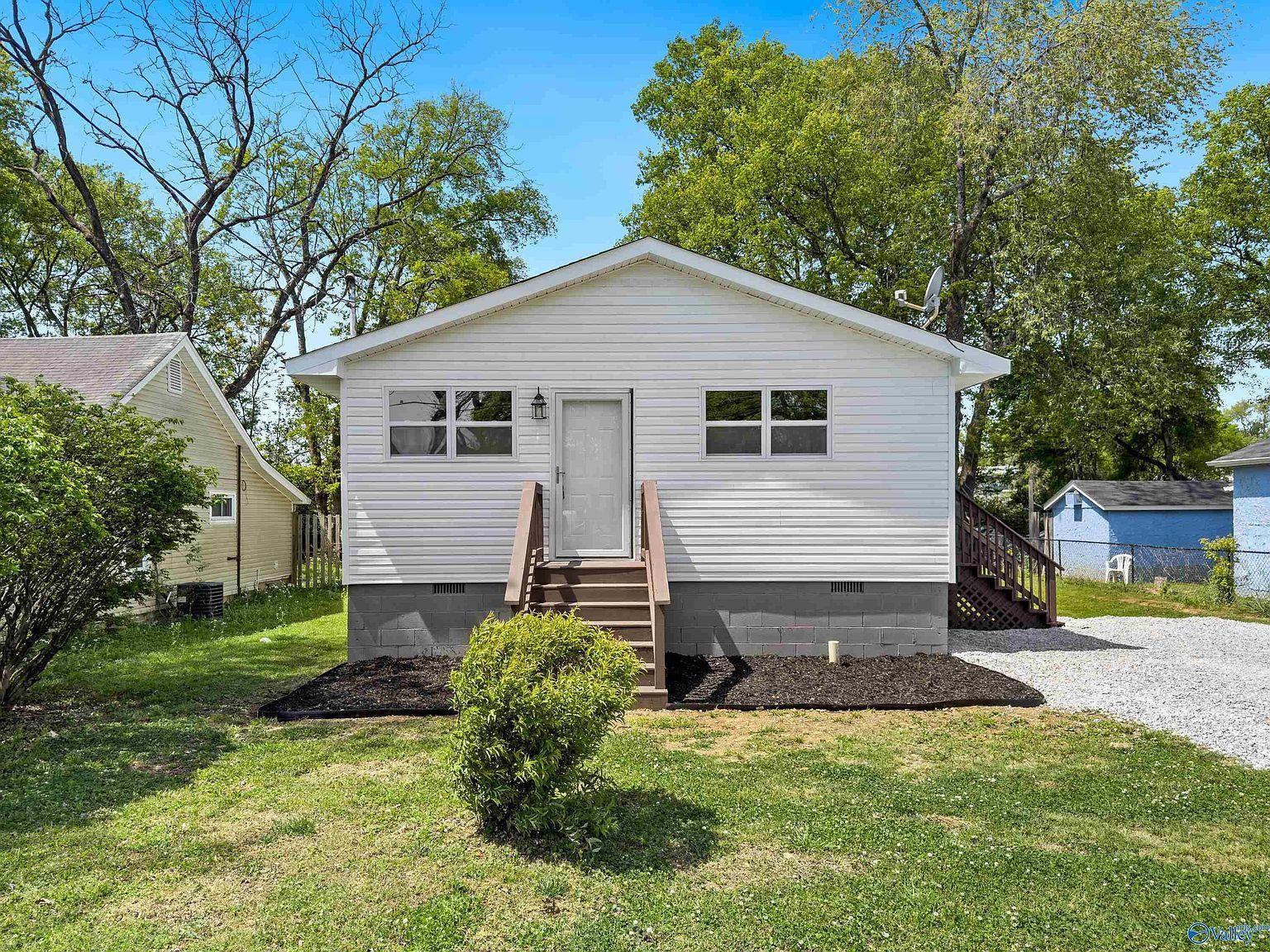 447 1/2 Bass Cir NW Huntsville, AL 35801 - Thumbnail 3