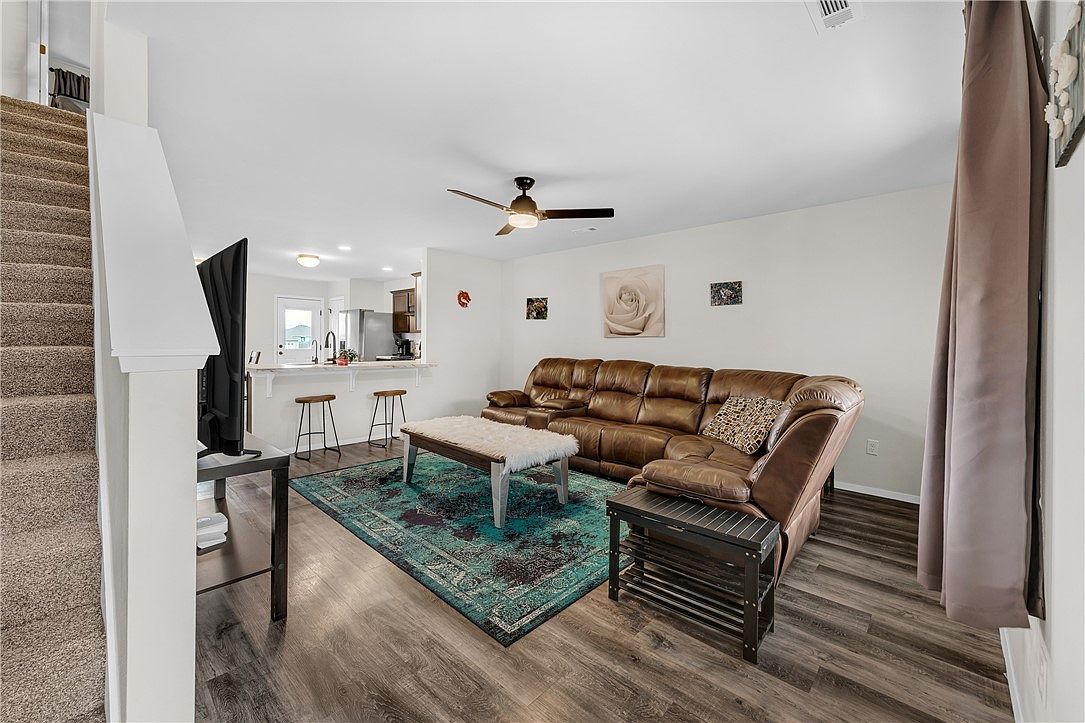 387 Cooper St Huntsville, AR 72740 - Thumbnail 3