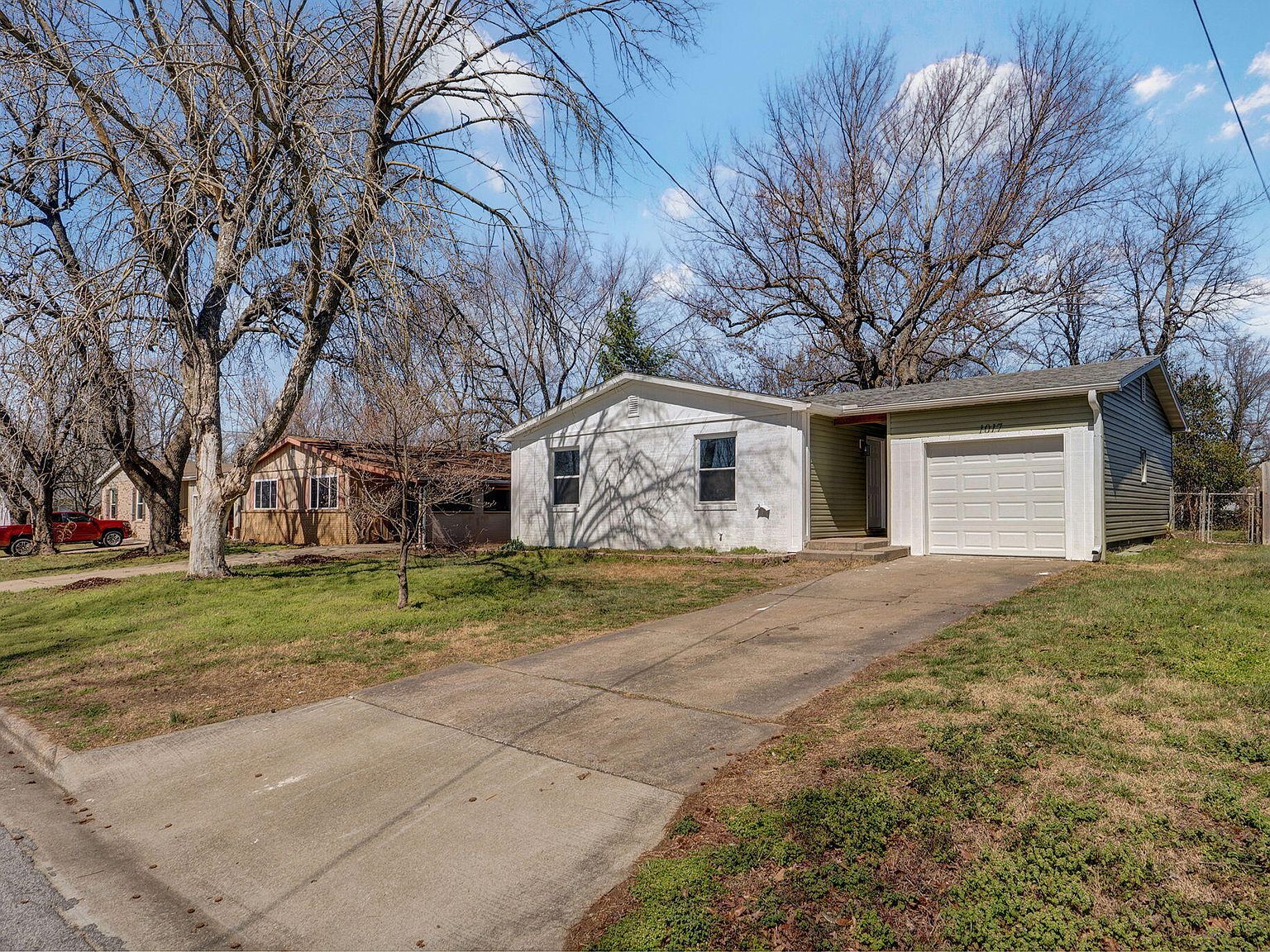 1017 E McClernon St Springfield, MO 65803 - Thumbnail 3