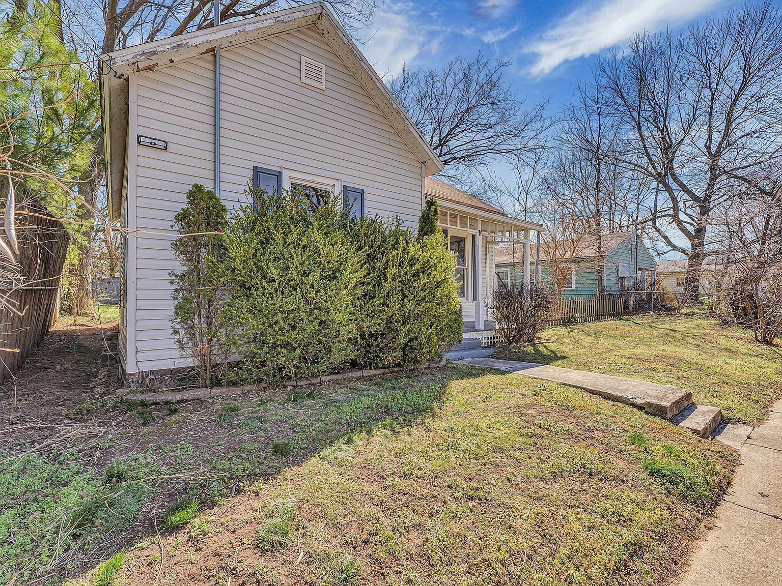 1318 N Douglas Ave Springfield, MO 65802 - Thumbnail 3