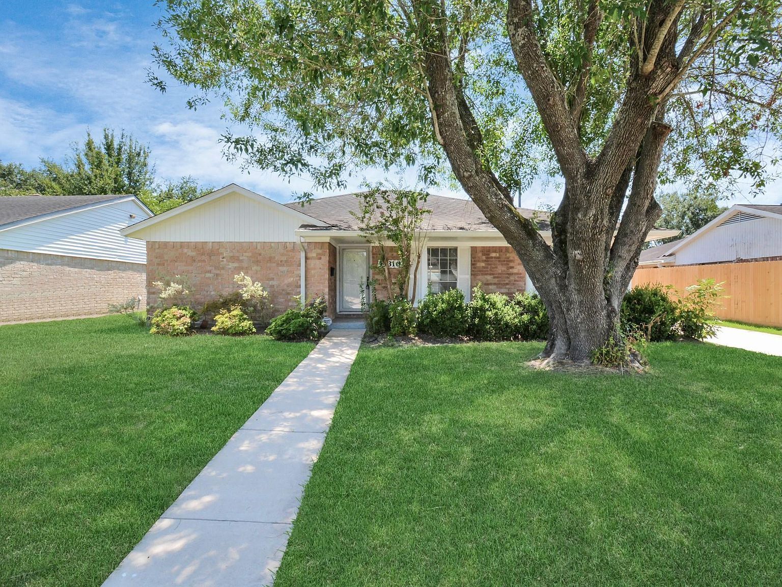 11310 Sagewind Dr Houston, TX 77089 - Thumbnail 3