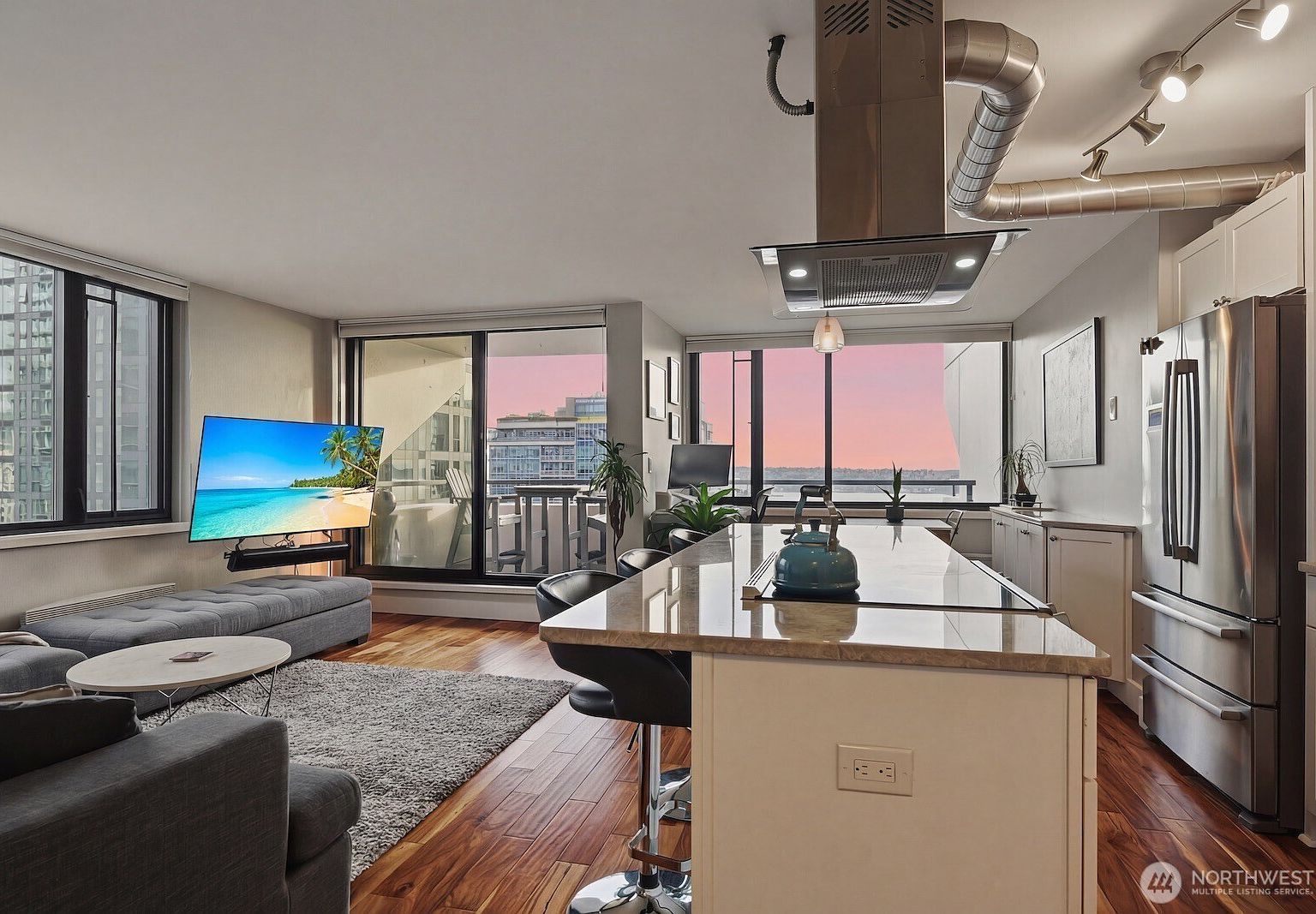 2100 3rd Ave APT 2601 Seattle, WA 98121 - Thumbnail 3