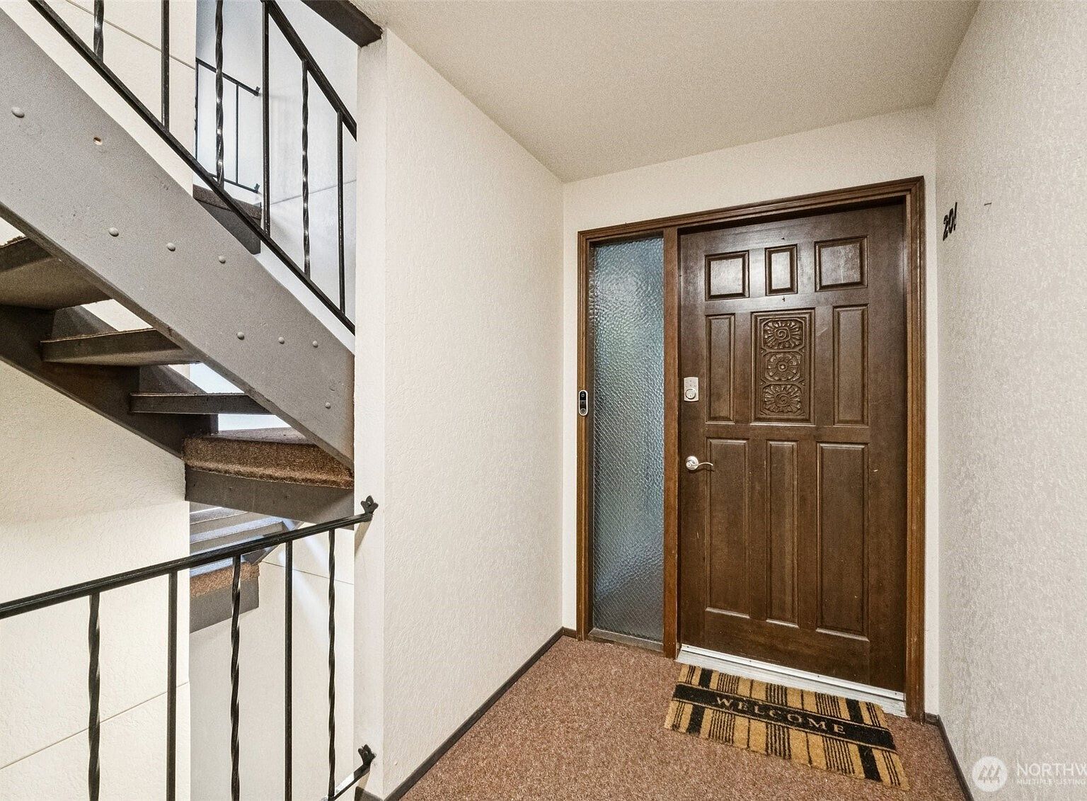 17918 23rd Ln NE #F-201 Shoreline, WA 98155 - Thumbnail 3