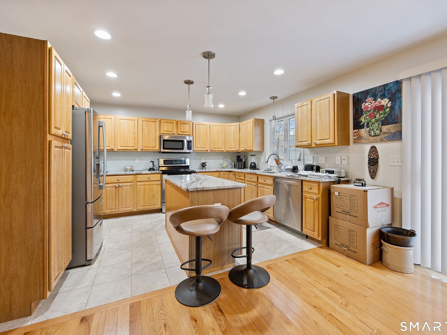 27 Amber Pl Waterbury, CT 06705 - Thumbnail 3