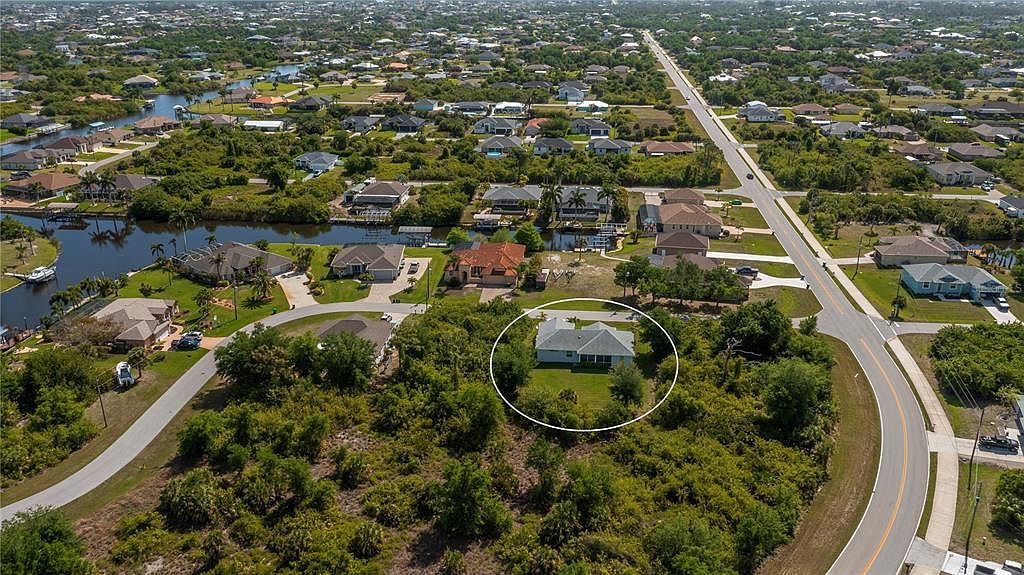 9453 Singer Cir Port Charlotte, FL 33981 - Thumbnail 3