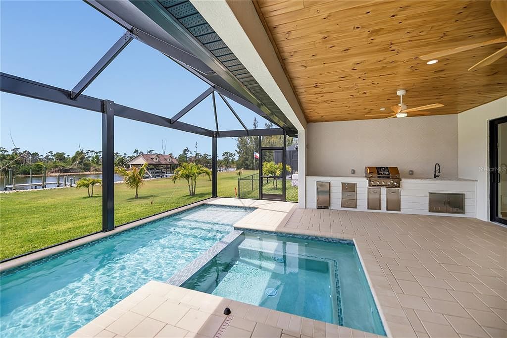 16692 Liggett Cir Port Charlotte, FL 33981 - Thumbnail 3