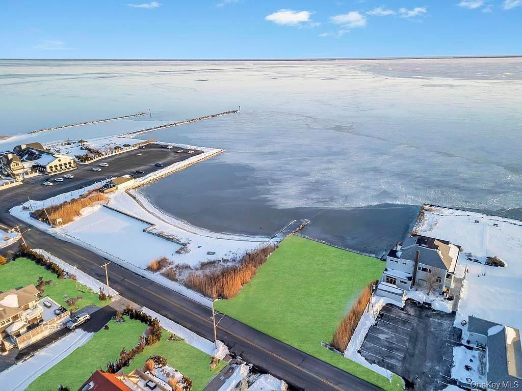 48-52 Browns River Rd Sayville, NY 11782 - Thumbnail 3