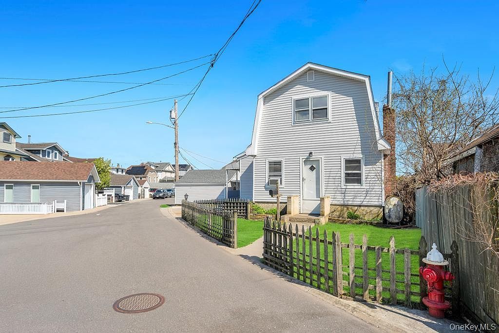 64 West Ave Lawrence, NY 11559 - Thumbnail 3