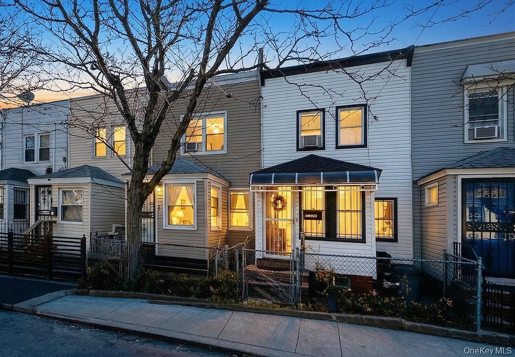 11833 152nd St Jamaica, NY 11434 - Thumbnail 3