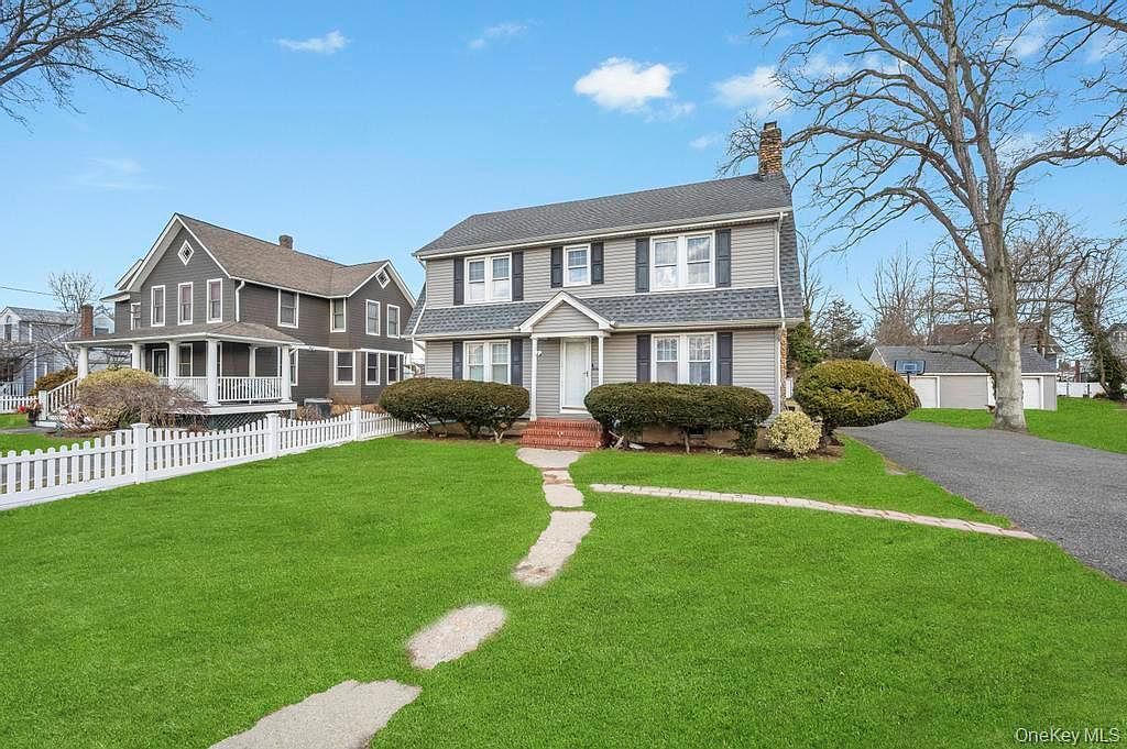 137 Melrose Ave Massapequa, NY 11758 - Thumbnail 3