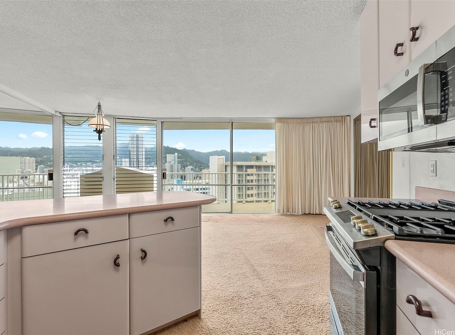 750 Amana St #P2 Honolulu, HI 96814 - Thumbnail 3