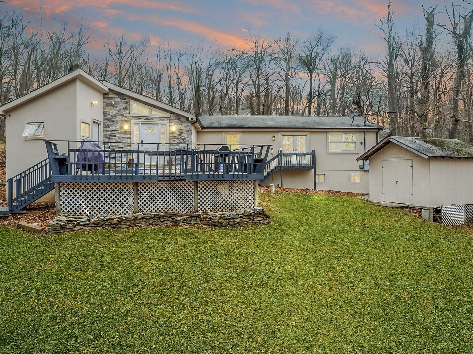 1458 Belgravia Dr Tobyhanna, PA 18466 - Thumbnail 3