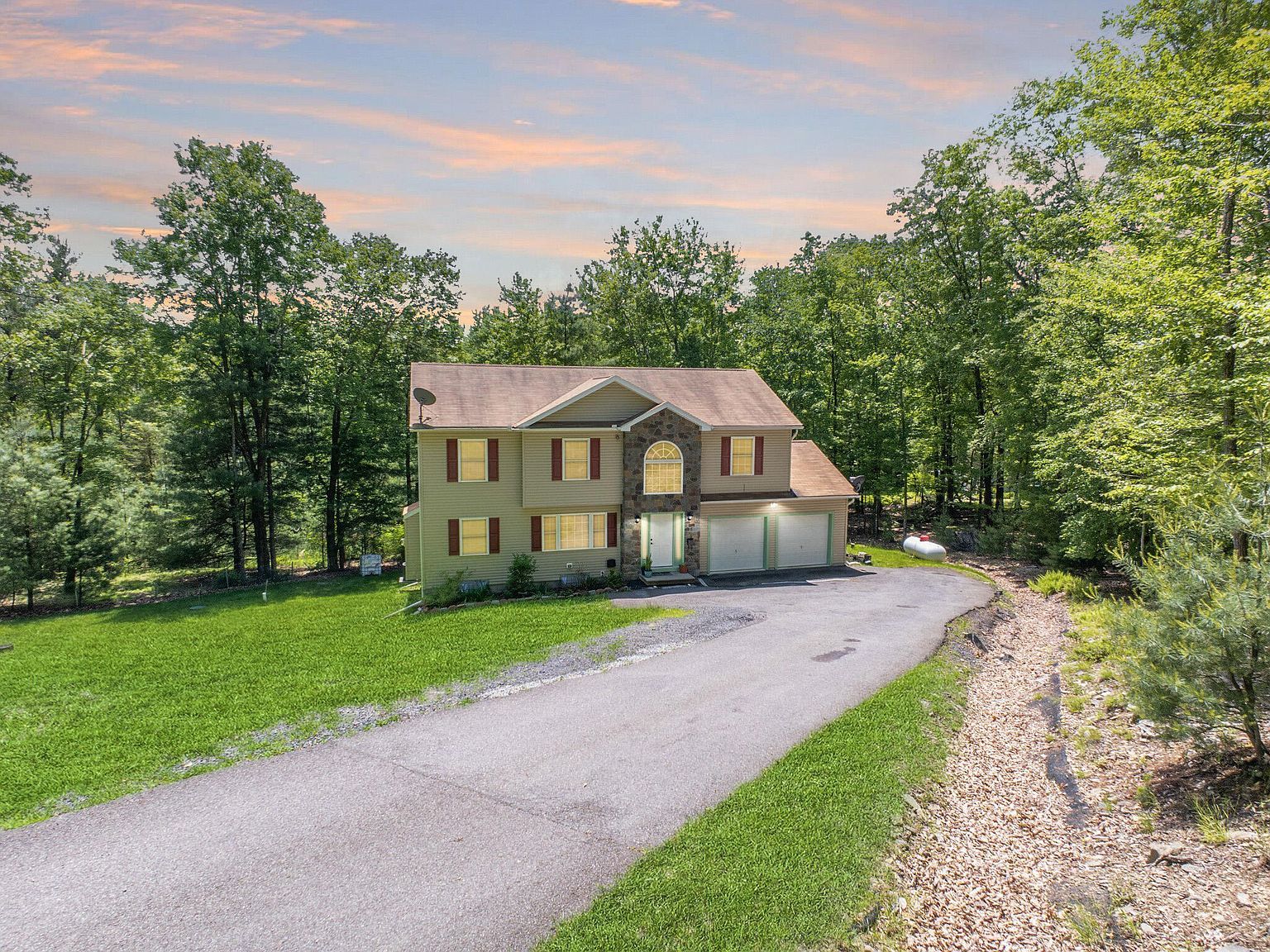 59 Coach Rd Stroudsburg, PA 18360 - Thumbnail 3