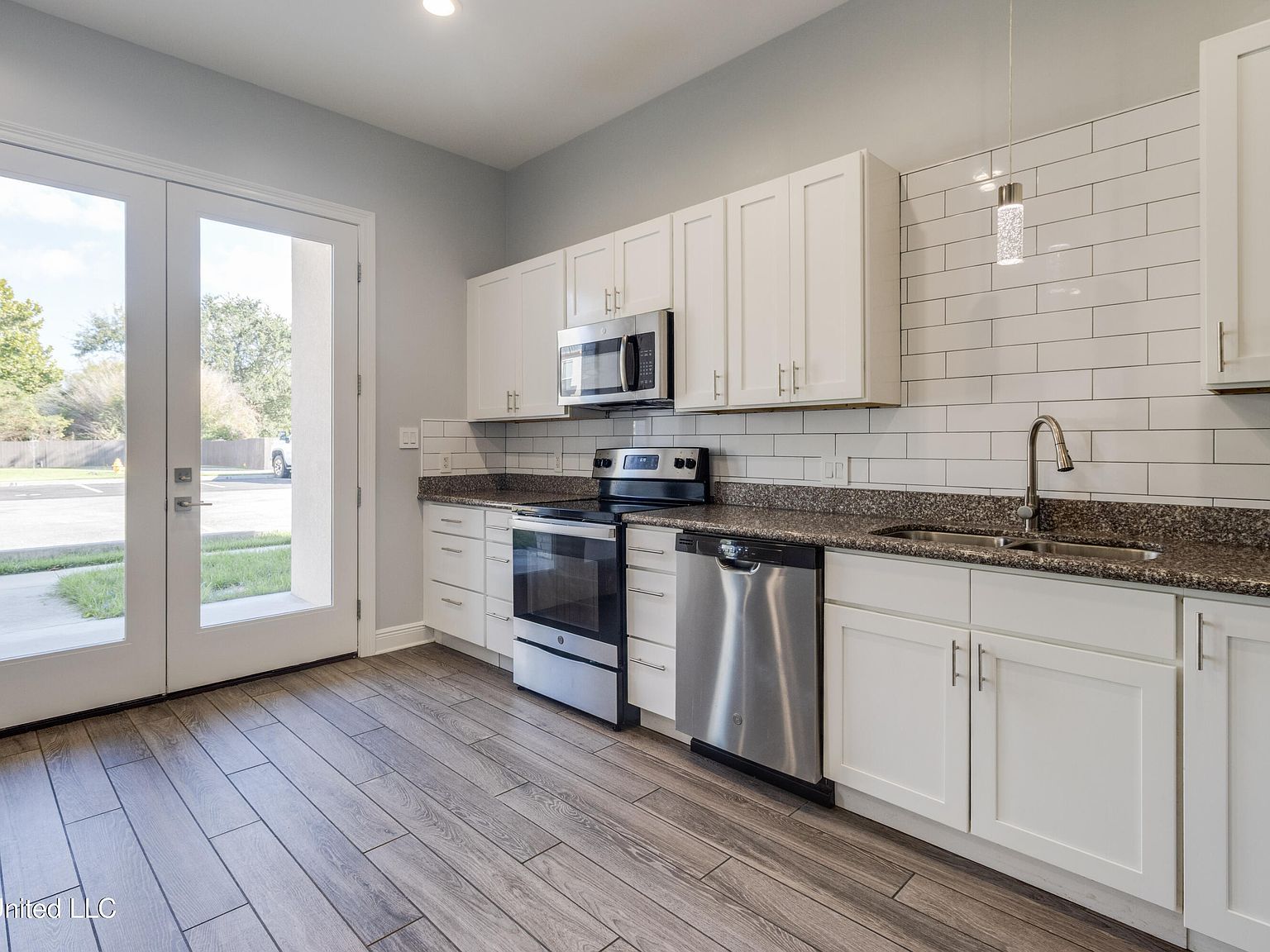 225 Winter Garden Dr #F2 Long Beach, MS 39560 - Thumbnail 3