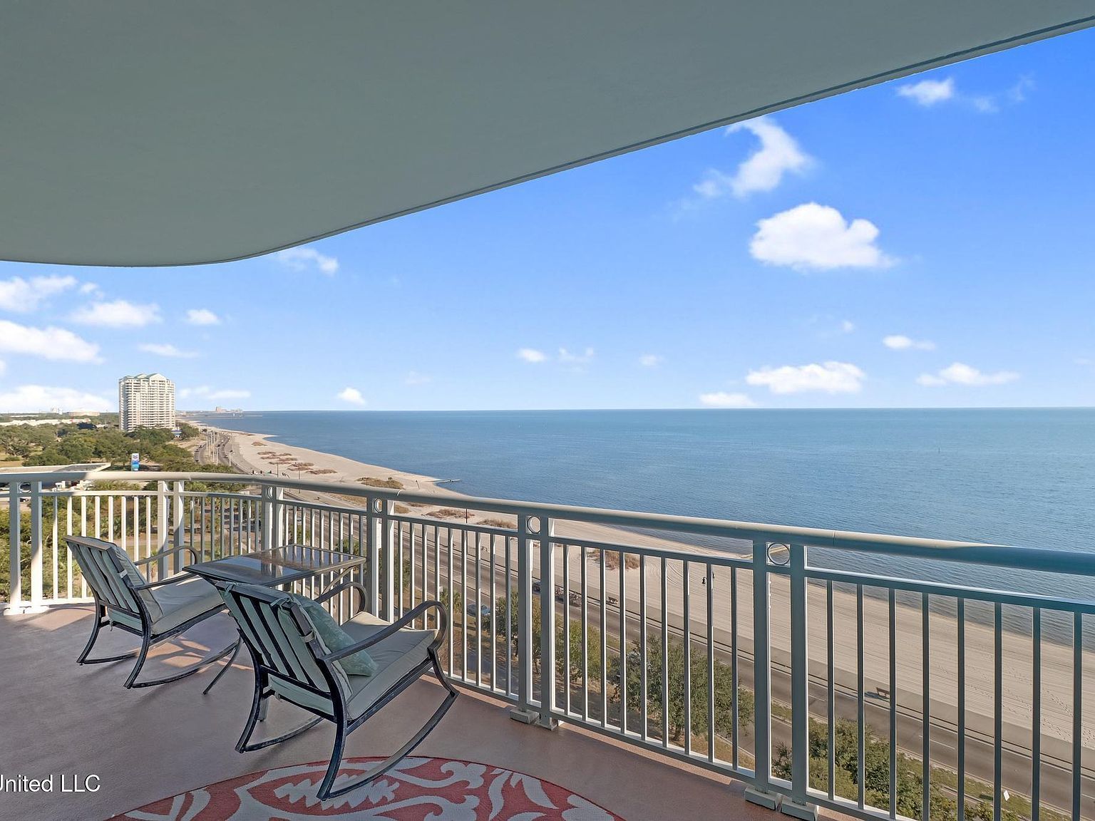 2228 Beach Dr APT 1001 Gulfport, MS 39507 - Thumbnail 3