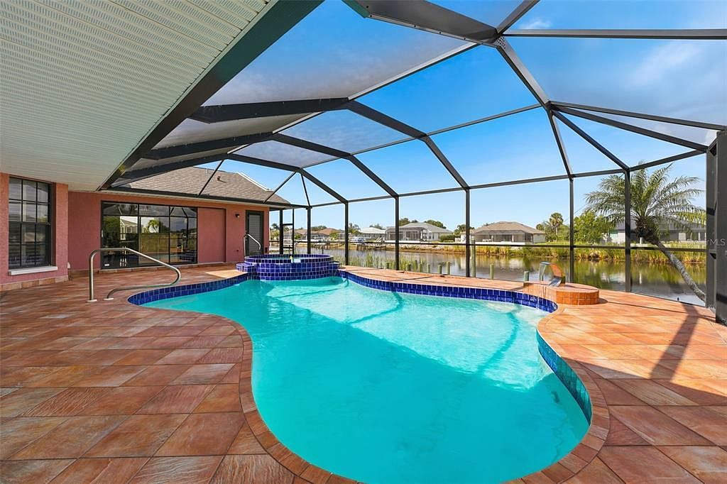 7324 Kenwood Dr North Port, FL 34287 - Thumbnail 3