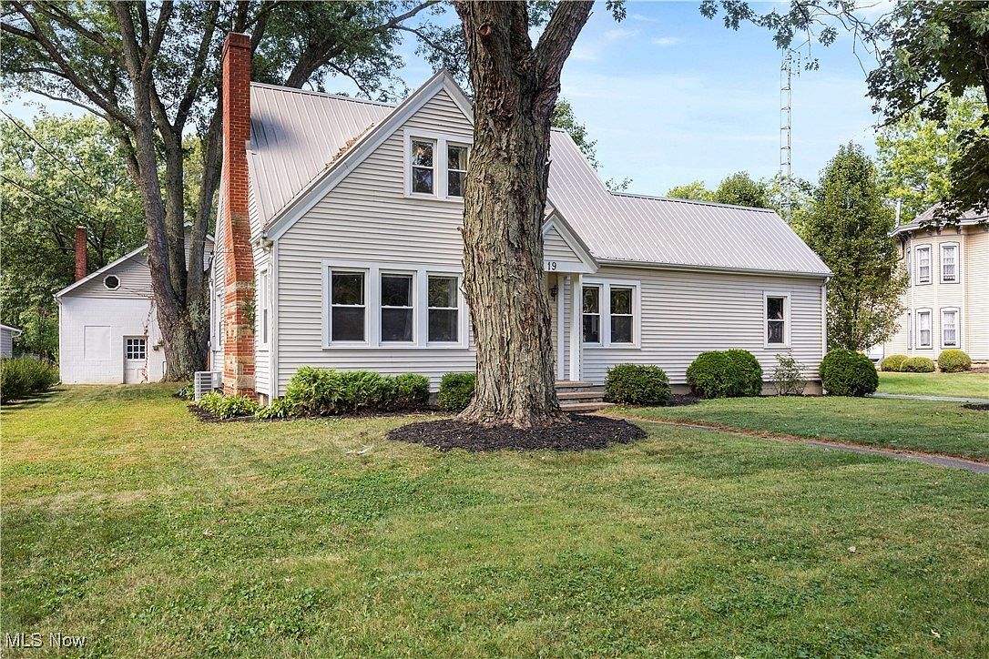 19 South St Berlin Heights, OH 44814 - Thumbnail 3