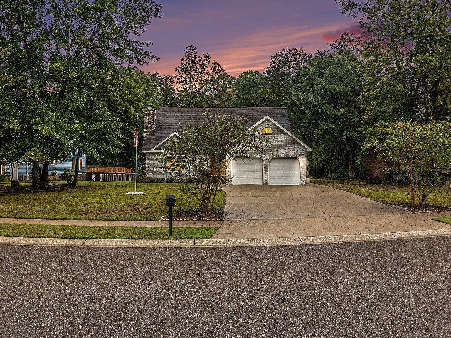 1530 Sterling Oaks Dr Moncks Corner, SC 29461 - Thumbnail 3