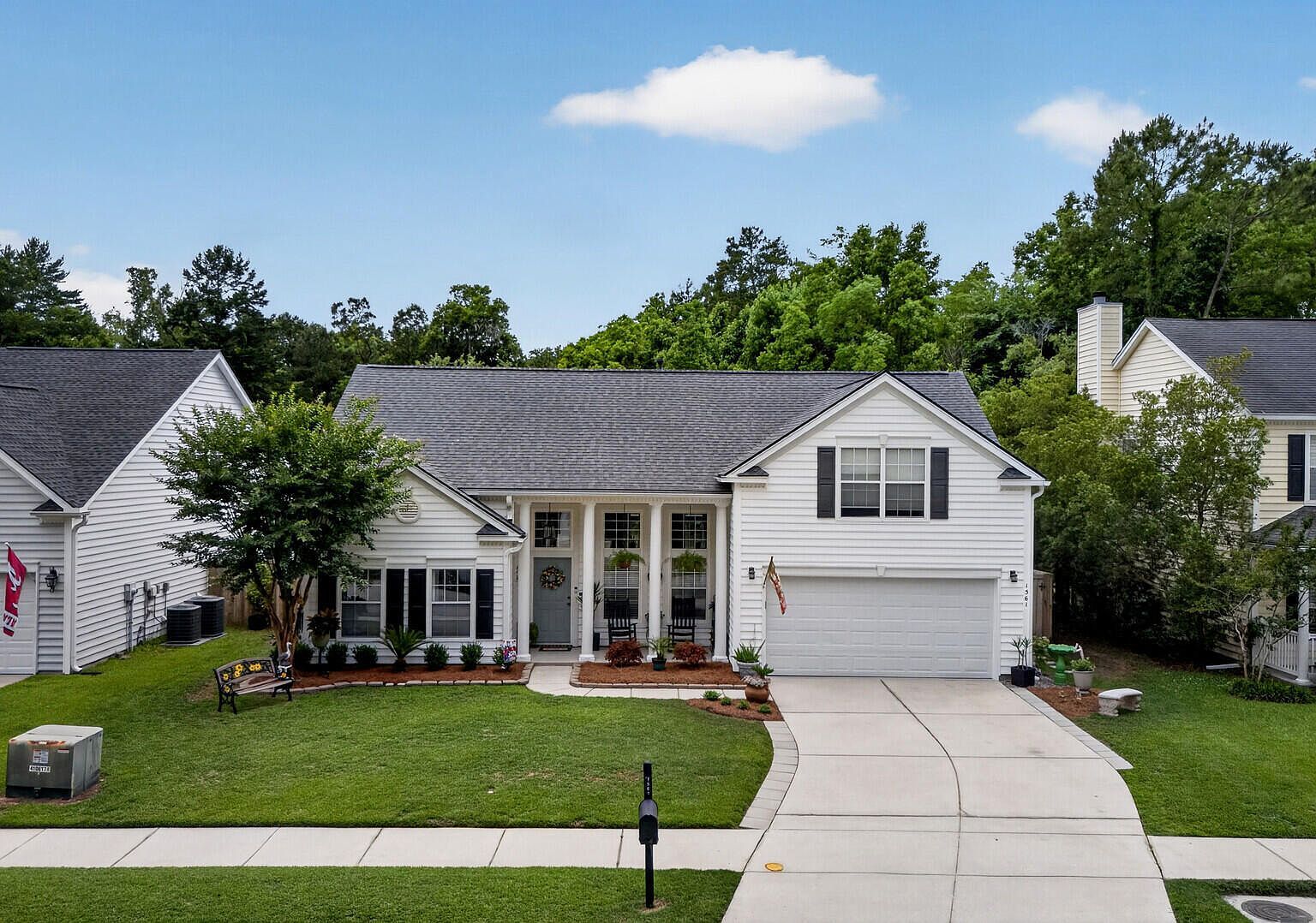 1561 Ashley Gardens Blvd Charleston, SC 29414 - Thumbnail 3