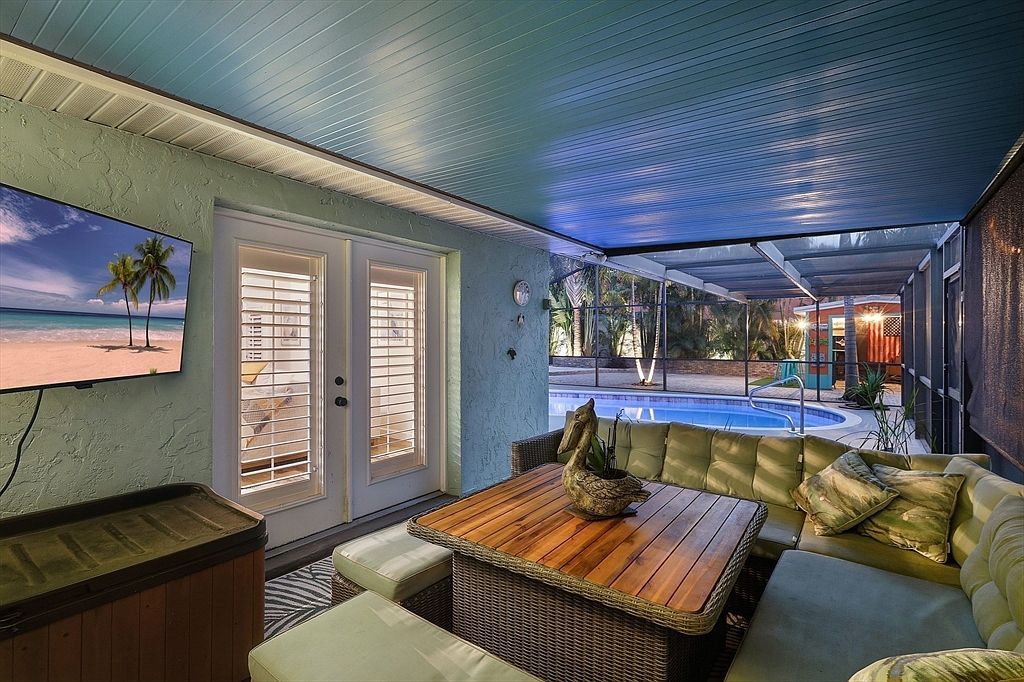 6812 Jarvis Rd Sarasota, FL 34241 - Thumbnail 3