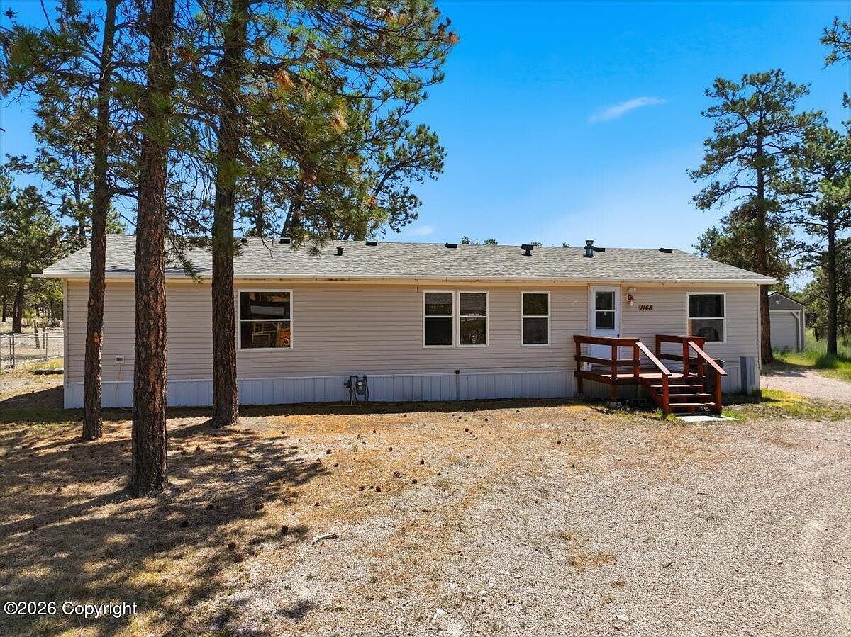 1148 East St Upton, WY 82730 - Thumbnail 3