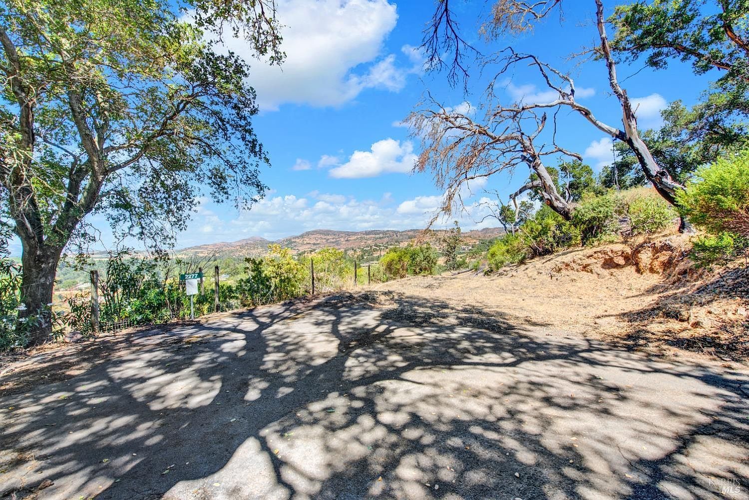 2277 Monticello Rd Napa, CA 94558 - Thumbnail 3