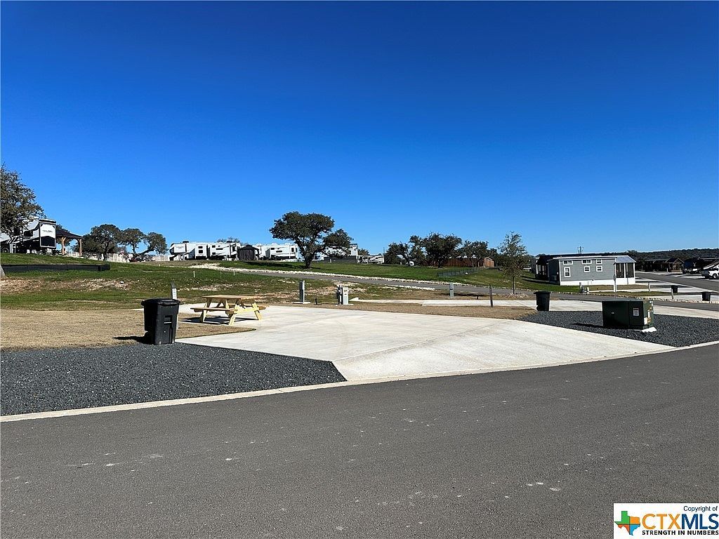 5386 Ranch Road 1376 LOT 31 Fredericksburg, TX 78624 - Thumbnail 3