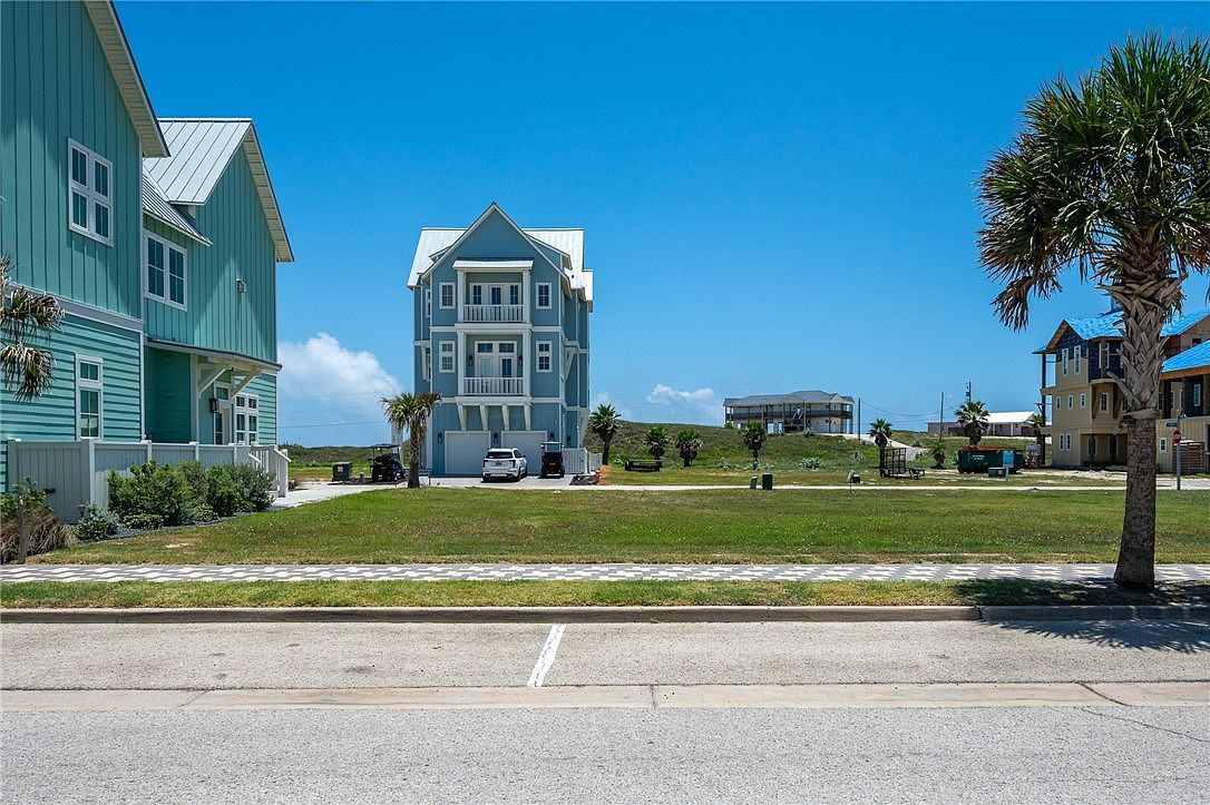 526 Sunrise Ave Pt Aransas, TX 78373 - Thumbnail 3