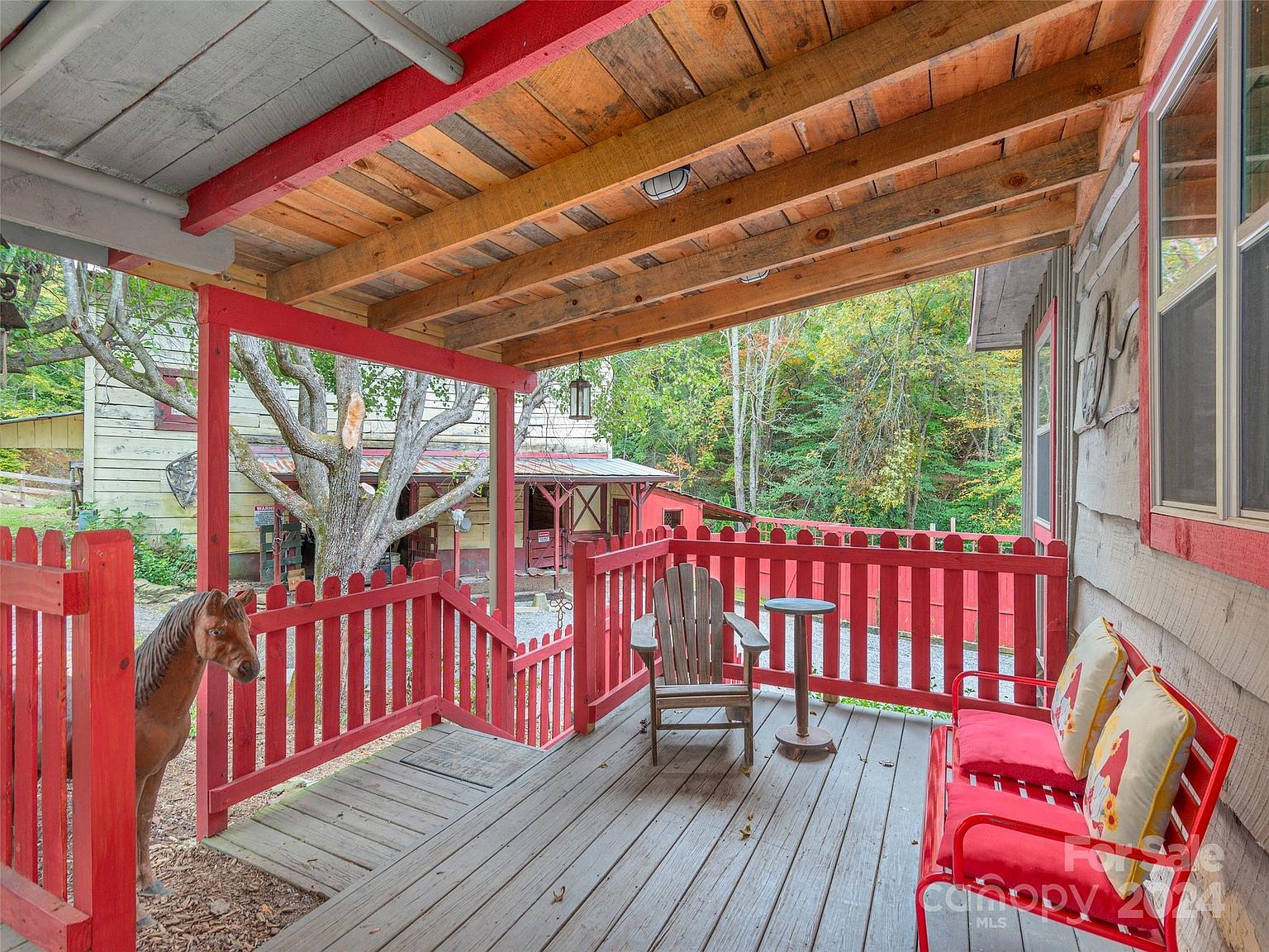 3838 Panther Creek Rd Clyde, NC 28721 - Thumbnail 3