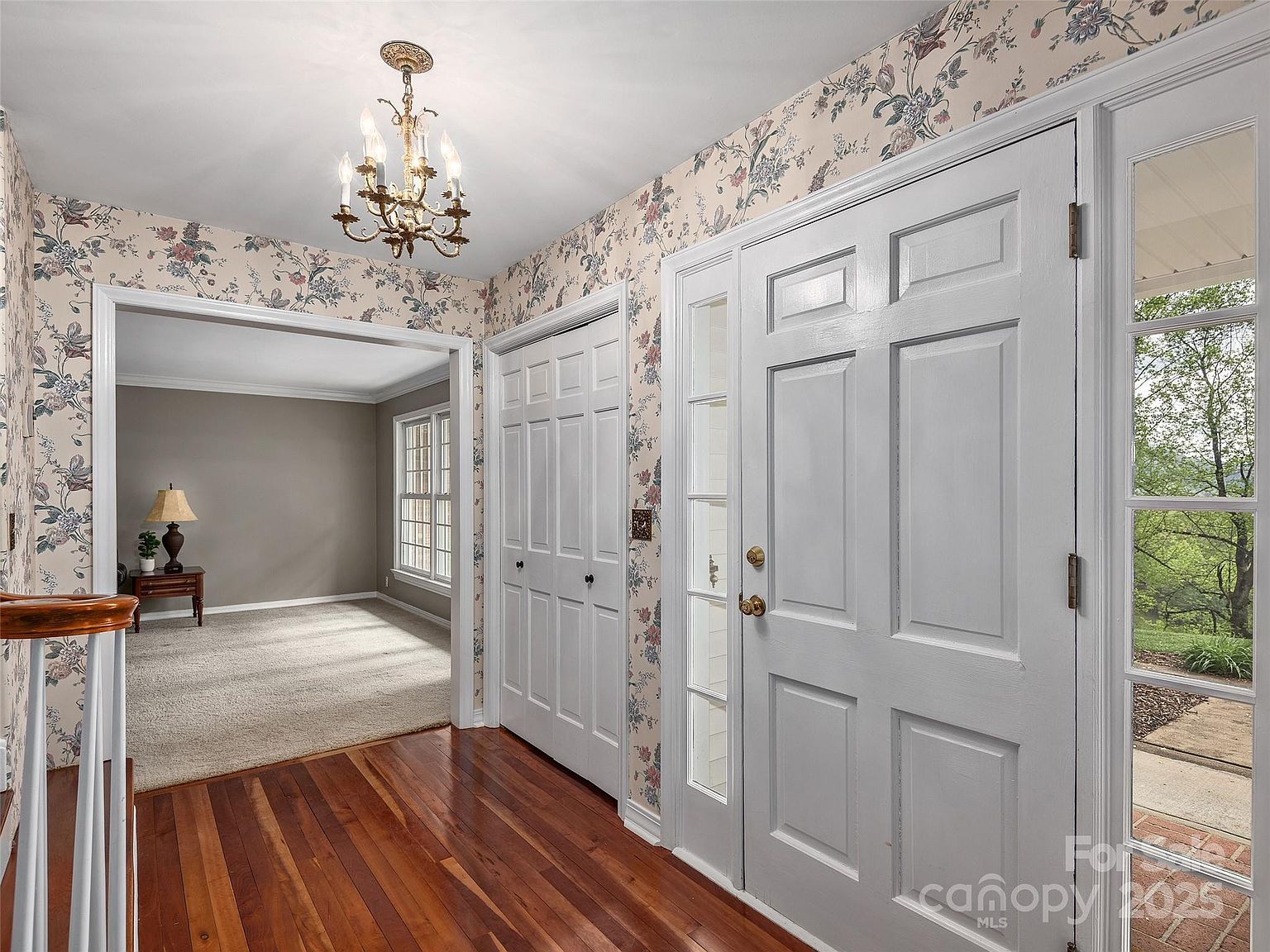 1963 Crymes Cove Rd Waynesville, NC 28786 - Thumbnail 3