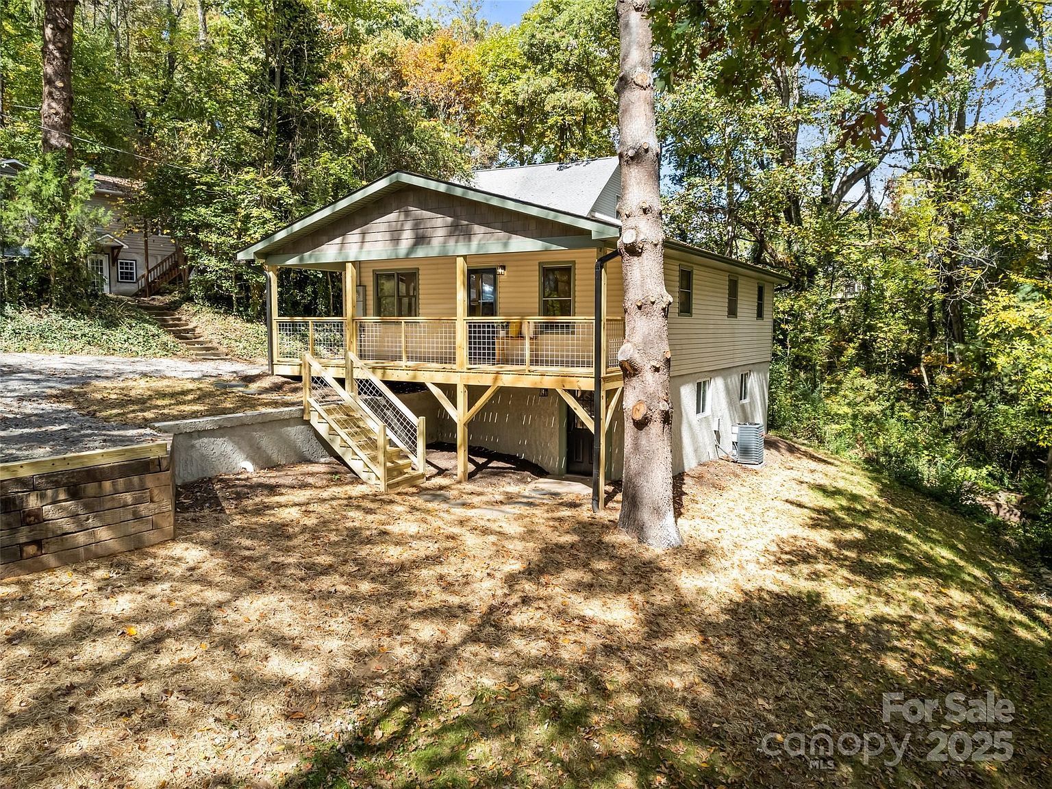 106 Arnold Hts Waynesville, NC 28786 - Thumbnail 3