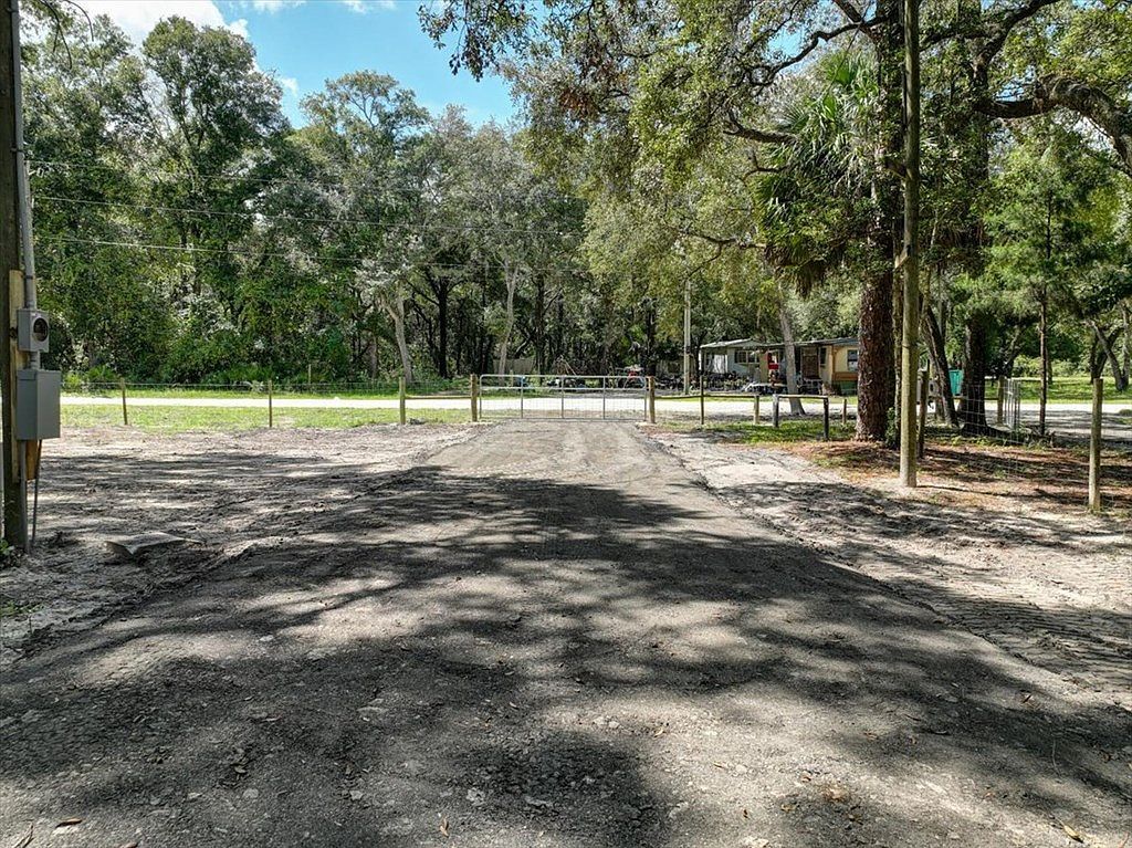 243 SE 914th St Old Town, FL 32680 - Thumbnail 3