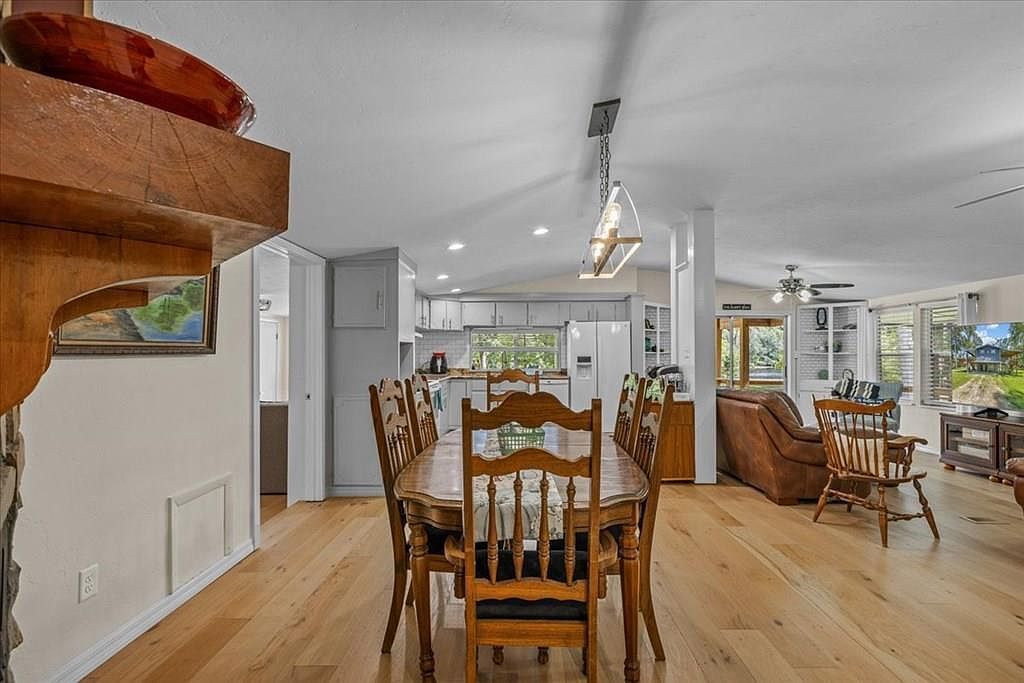 7870 SW 25th Pl Bell, FL 32619 - Thumbnail 3