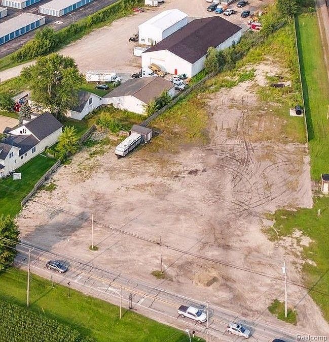 5200 Morrish Rd Swartz Creek, MI 48473 - Thumbnail 3