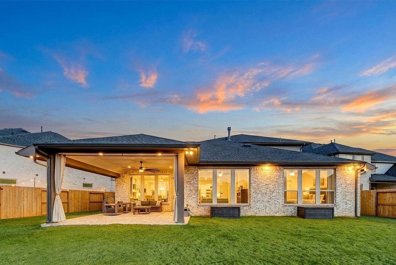 7306 Pecan Brook Ln Fulshear, TX 77441 - Thumbnail 3